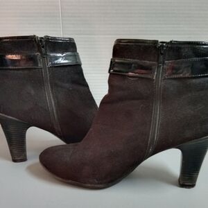 George Black Suede Ankle Boots Side Zipper Women's Size 10